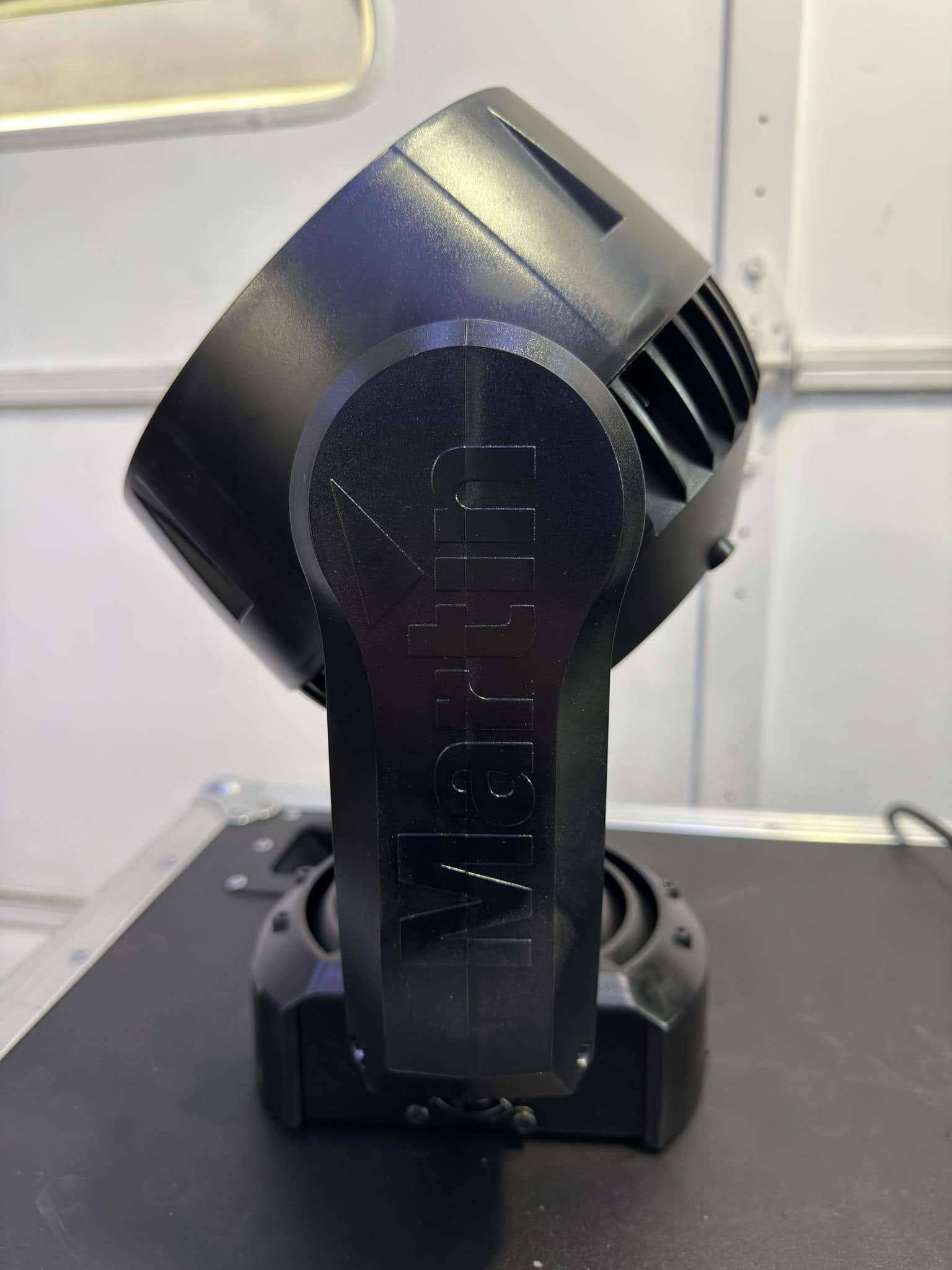 Used Martin MAC Aura LED Wash Moving Head - Image 3