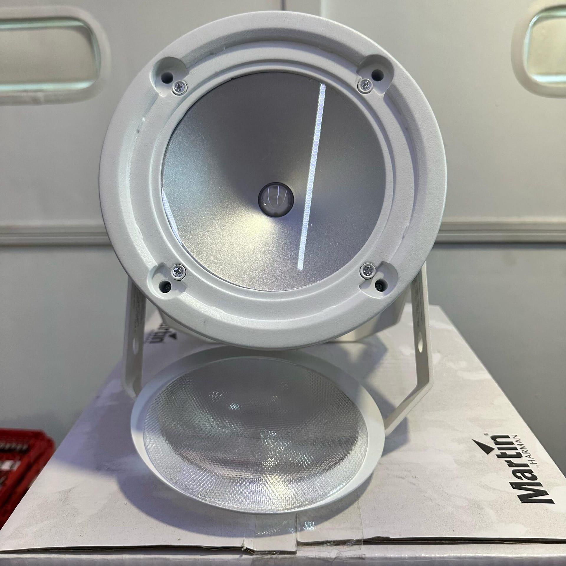 Martin Rush Par 3 RGB Wash White Housing - Image 3