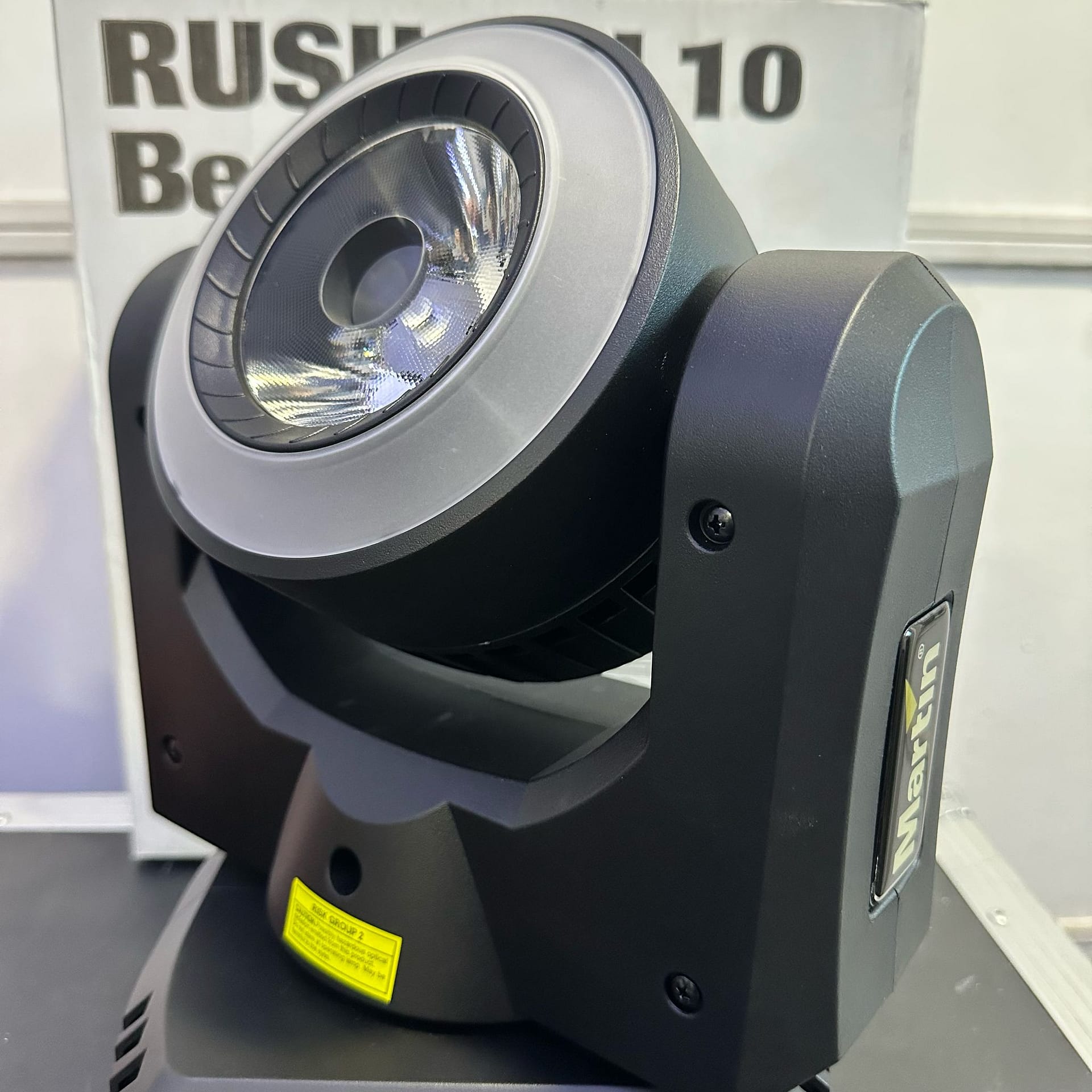 Martin Rush MH10 Beam FX RGBW LED Like New - Image 3