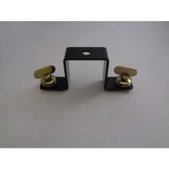 Omega bracket with 1/4-turn fasteners PTI201030123