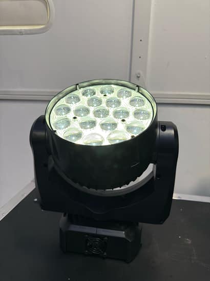 Used Martin MAC Aura LED Wash Moving Head - Image 4